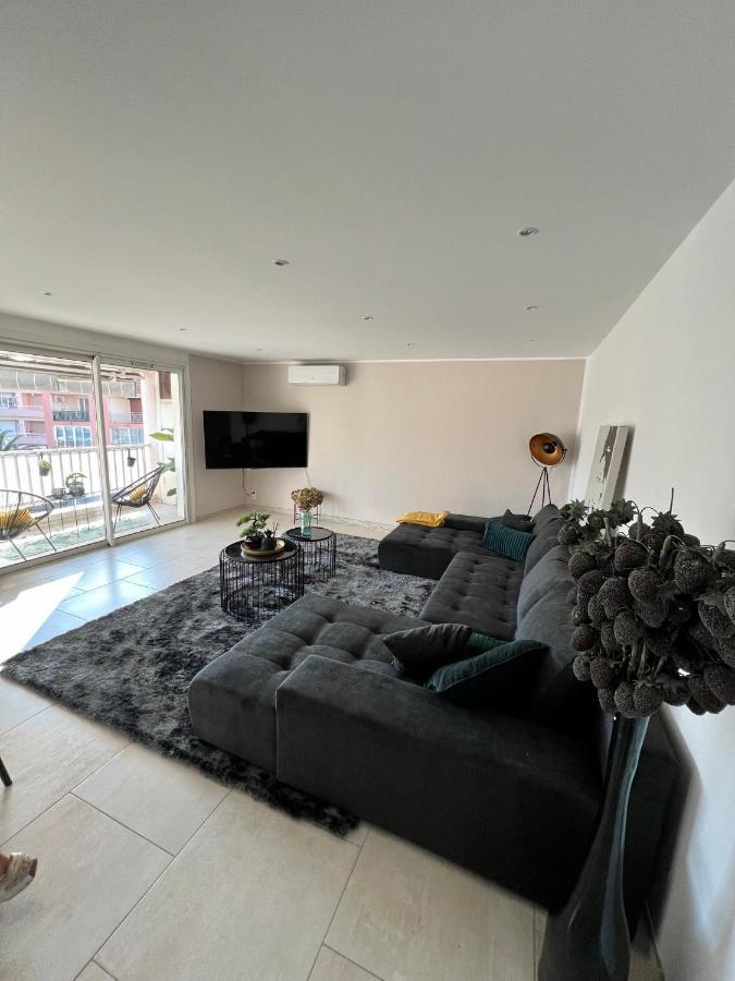 Le Bonheur De Saint Aygulf Apartment ภายนอก รูปภาพ