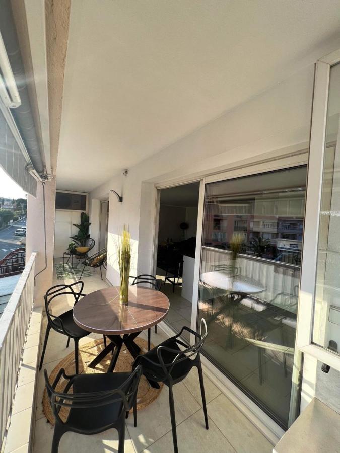 Le Bonheur De Saint Aygulf Apartment ภายนอก รูปภาพ